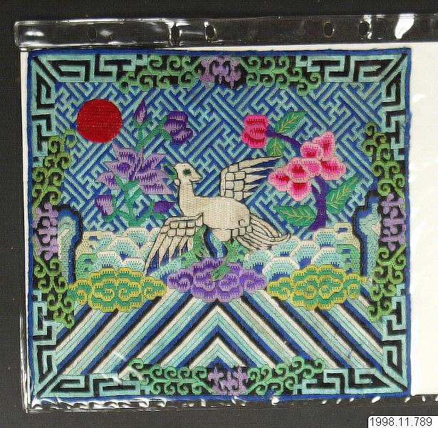 Chinese Embroidery: Su, Xiang, Yue, and Shu Styles