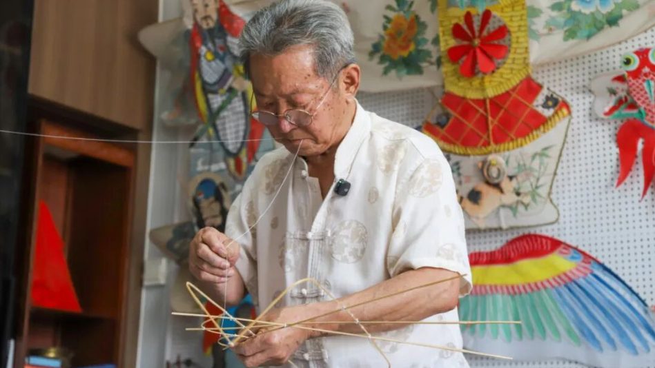 Zhang Xiaodong: The Weifang Kite Master Who Puts Rockets in the Sky